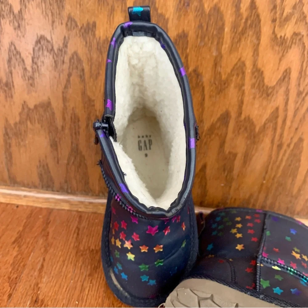 BabyGap Sherpa Lined Boots